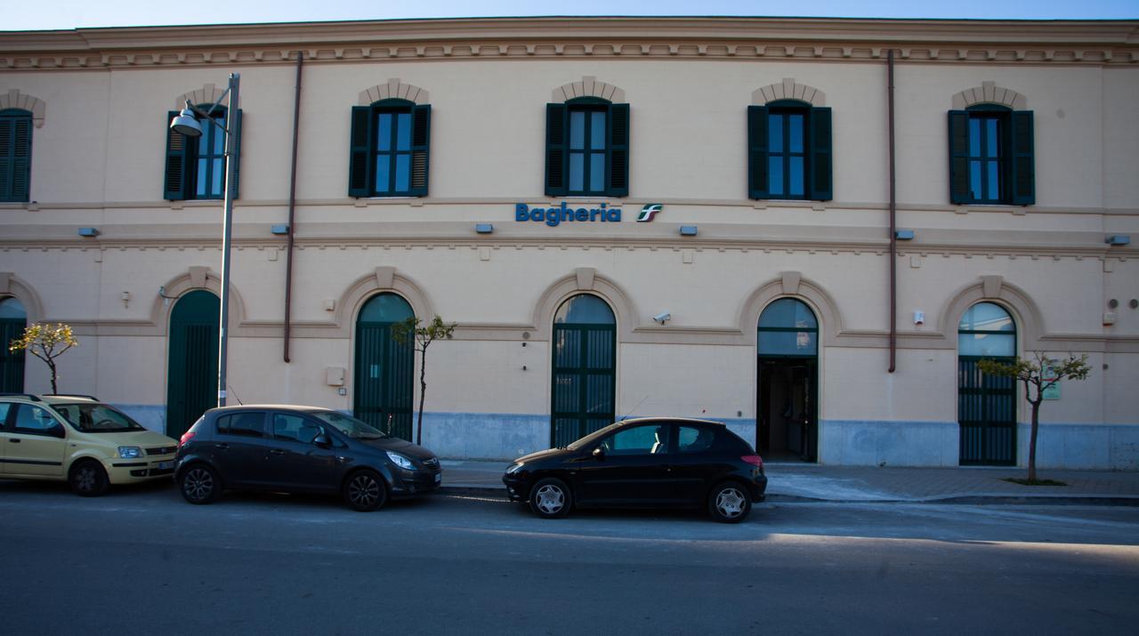 Le Stanze Del Capostazione Bed & Breakfast Bagheria Exterior photo